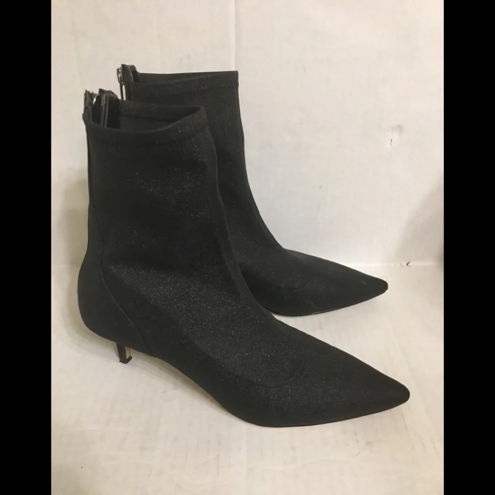 Jewel Badgley Mischka Sock Booties Sz 9